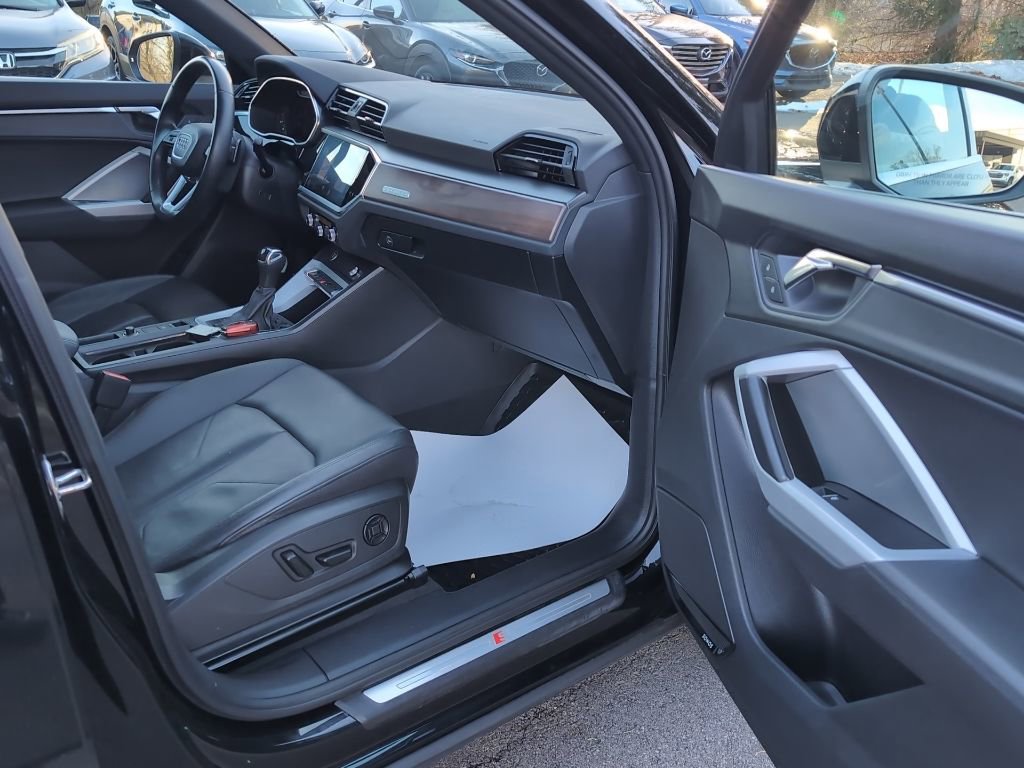 Used 2022 Audi Q3 2.0T Premium Plus image 6