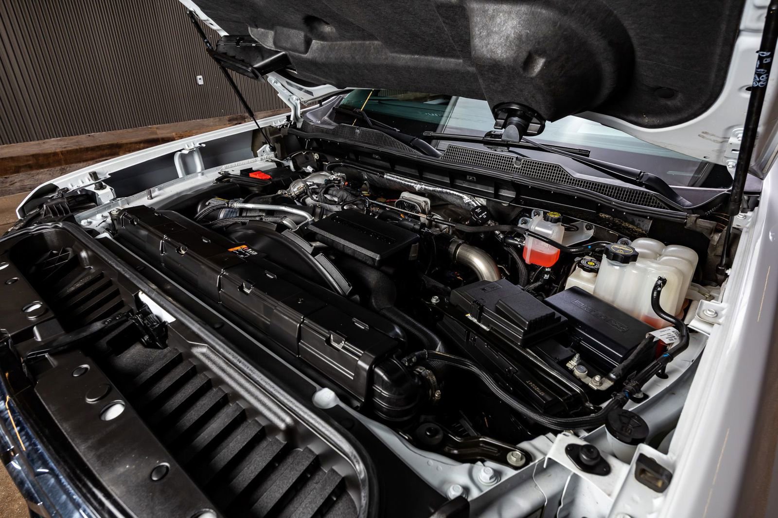 Used 2025 Chevrolet Silverado 3500 LTZ w/ LTZ Plus Package image 39