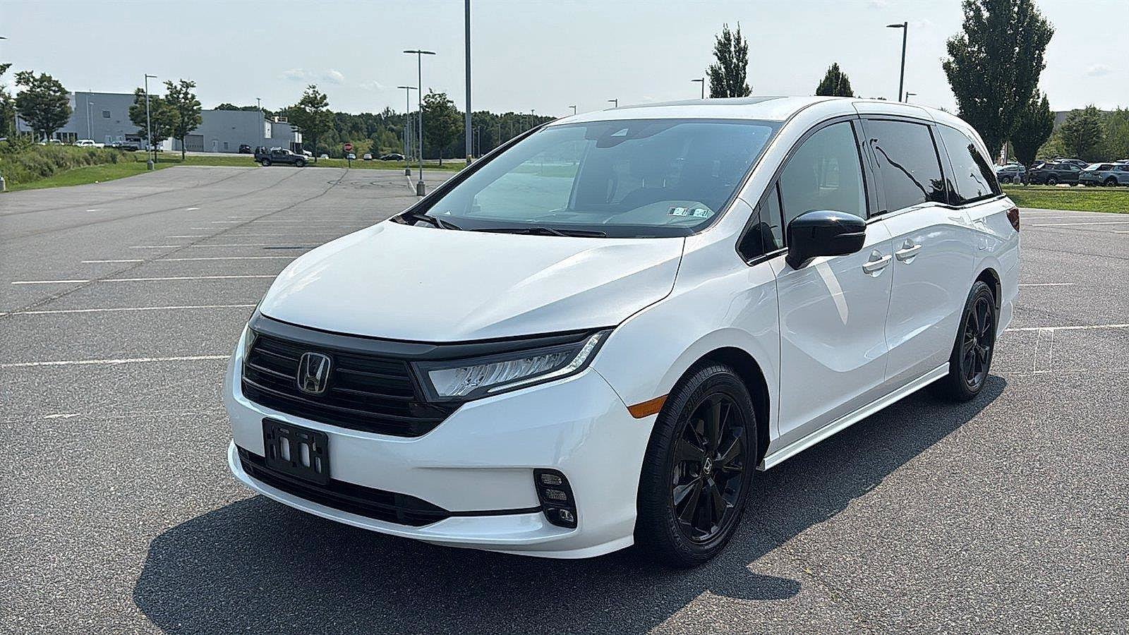 Used 2023 Honda Odyssey Sport image 15