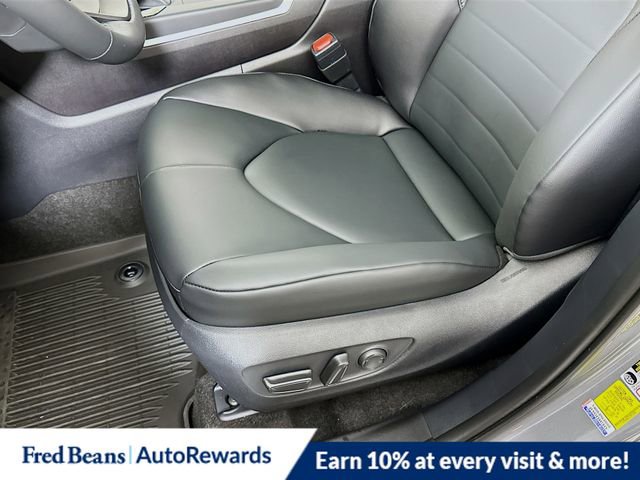 New 2026 Toyota Highlander XLE image 11