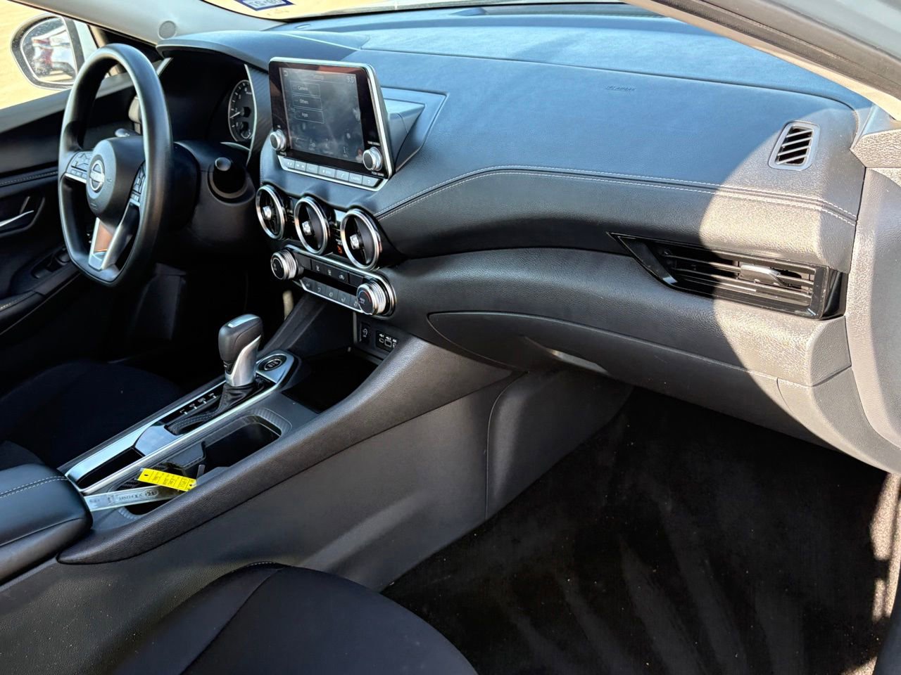 Certified 2025 Nissan Sentra SV FWD image 38