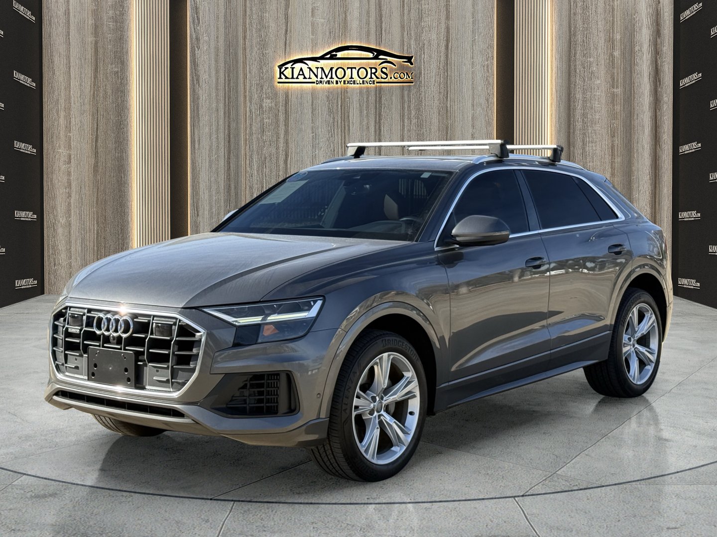 Used 2019 Audi Q8 Premium Plus w/ Premium Plus AWD/4WD image 3