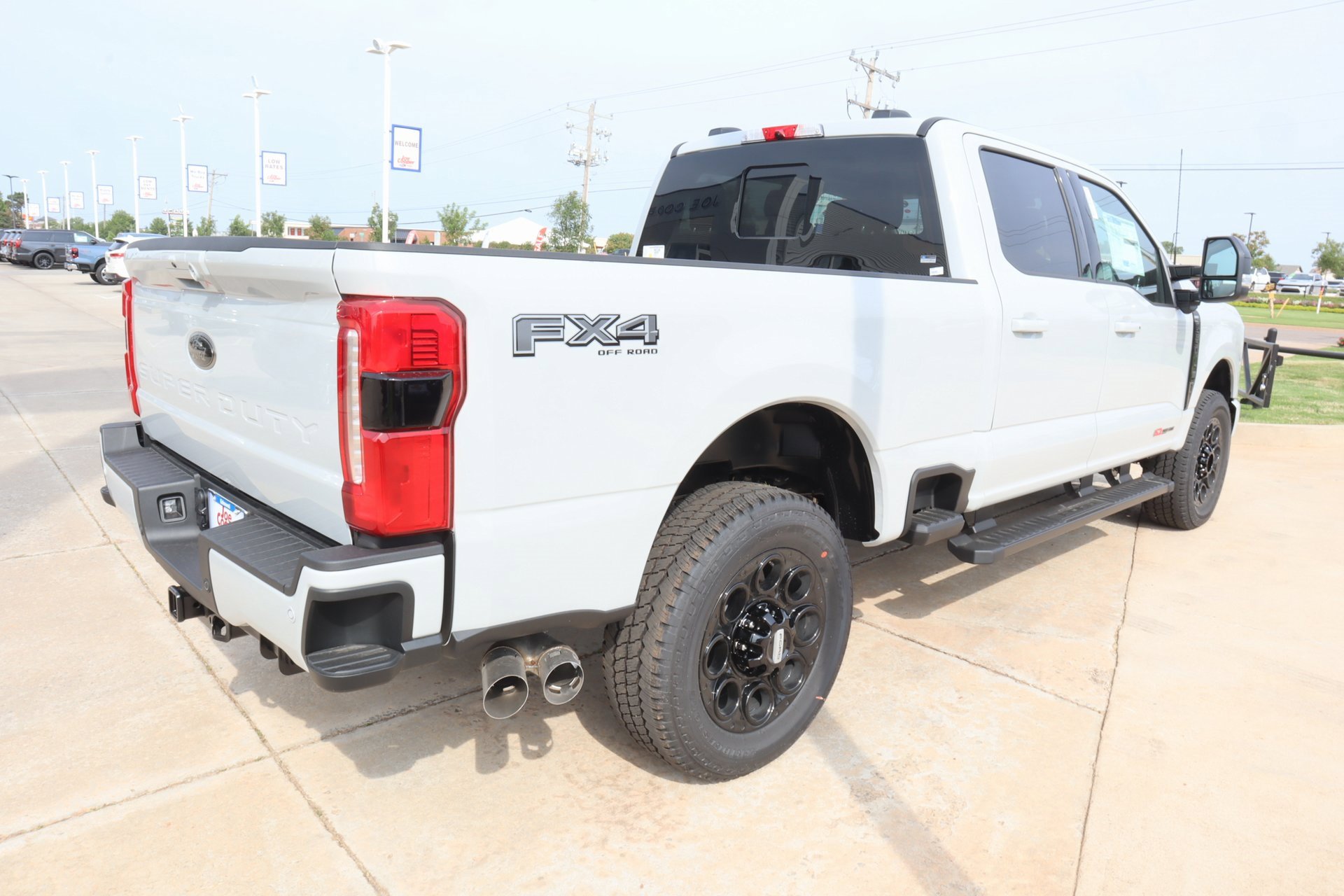 New 2026 Ford F250 Lariat w/ Black Appearance Package image 23