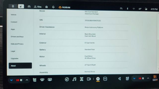 Used 2025 Rivian R1S Adventure image 44