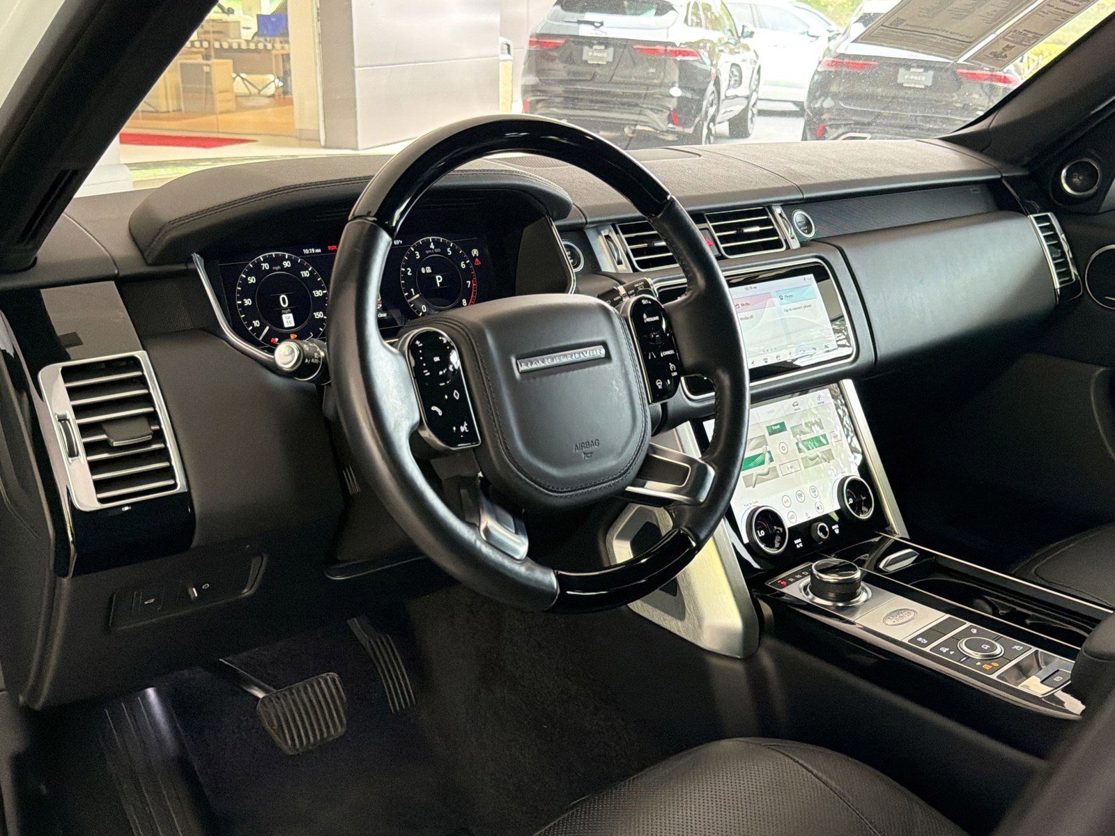 Used 2020 Land Rover Range Rover HSE AWD/4WD image 4