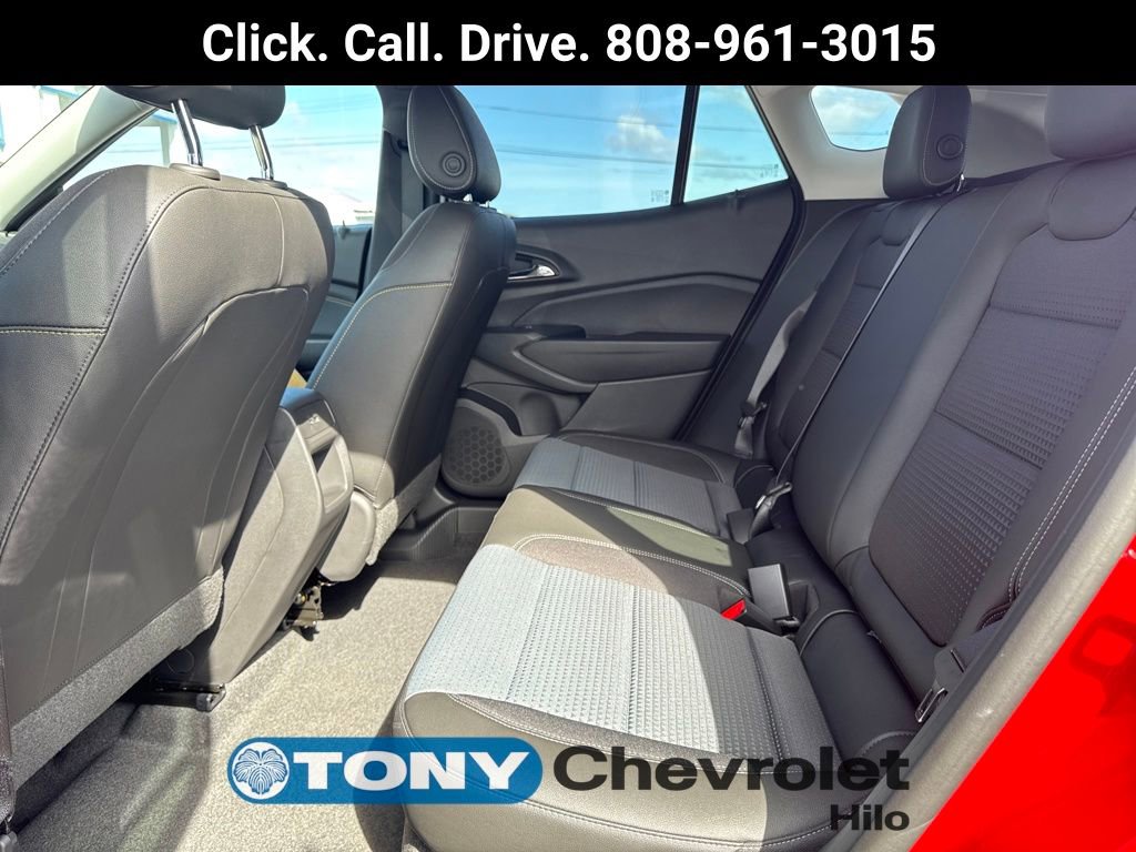 New 2026 Chevrolet Trax LT w/ LPO, Blackout Package image 19