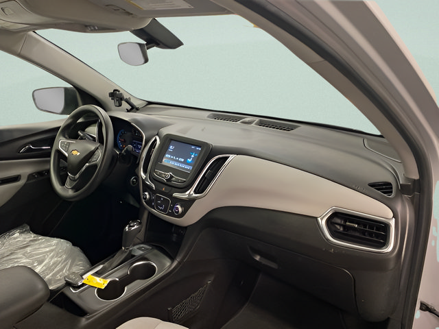 Used 2018 Chevrolet Equinox LS AWD/4WD image 20