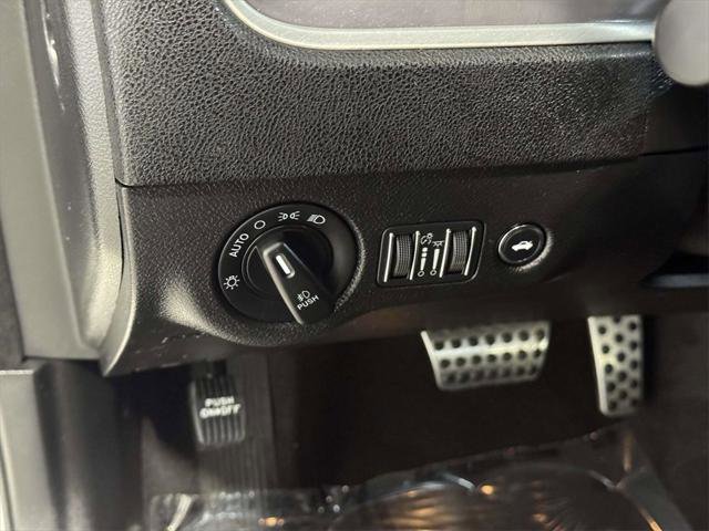 Certified 2022 Dodge Charger GT w/ Blacktop Package image 25