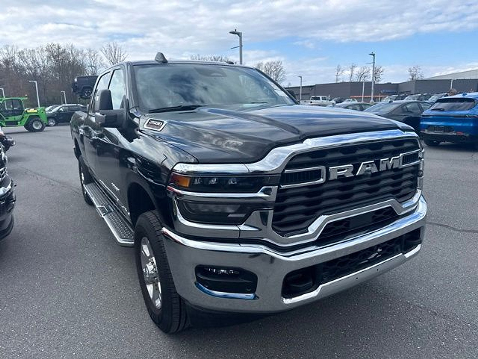Used 2025 RAM 2500 Big Horn AWD/4WD image 7