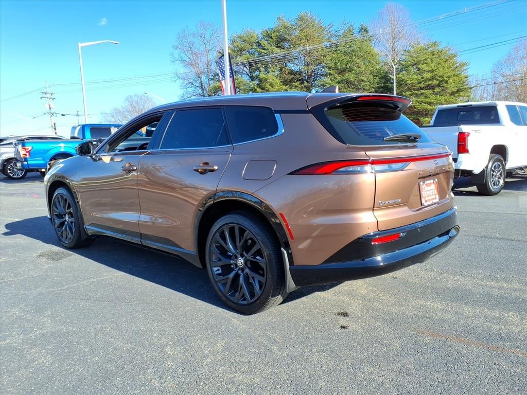 Used 2025 Toyota Crown Signia image 25