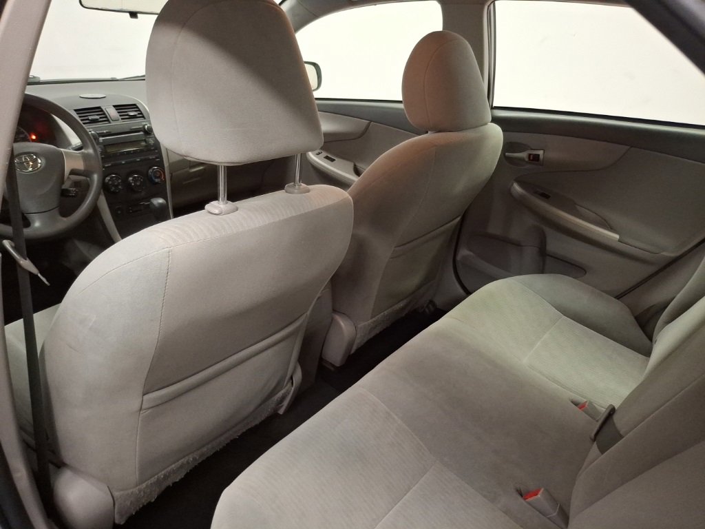 Used 2010 Toyota Corolla LE image 14