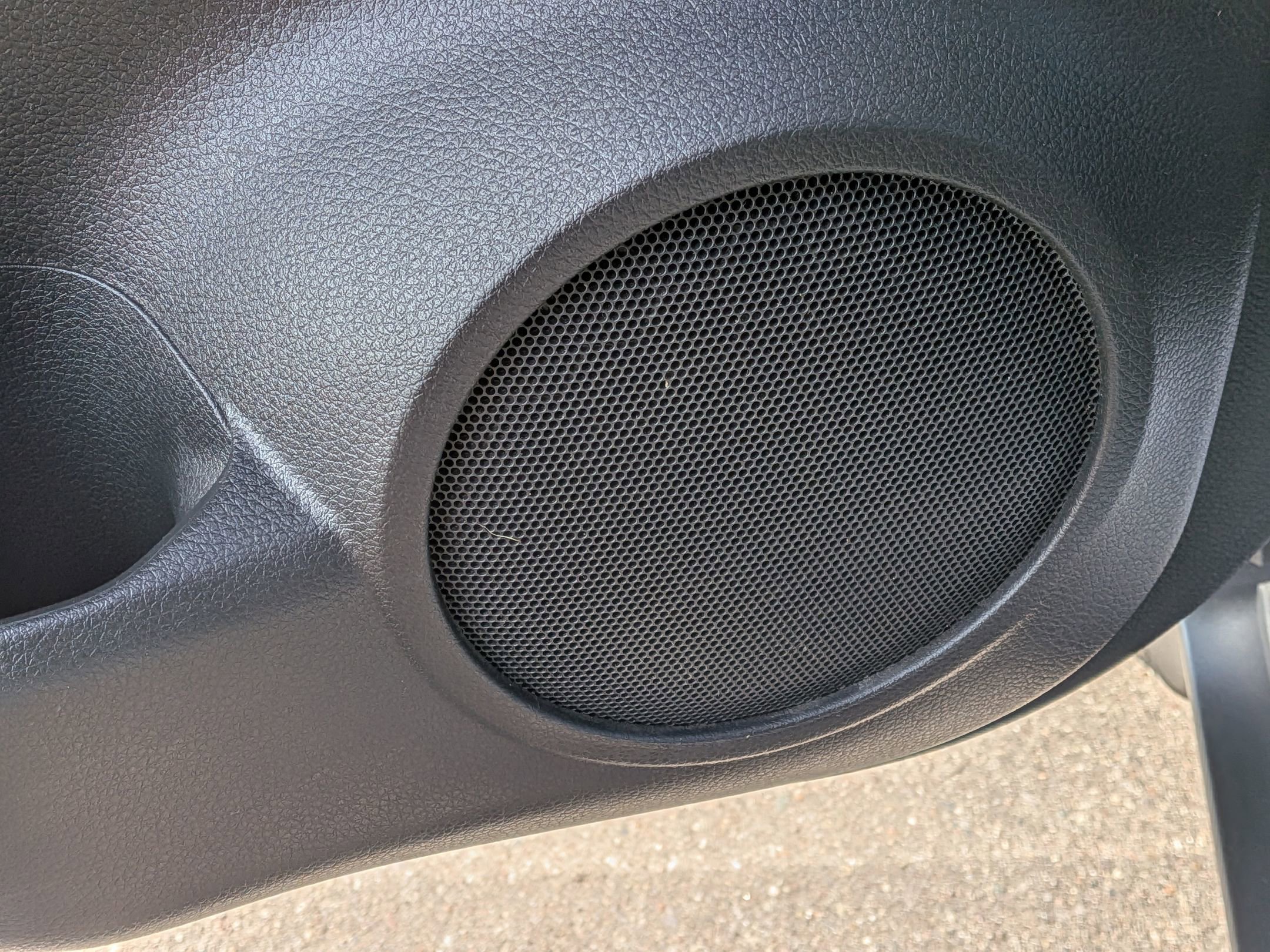 Used 2020 Nissan Rogue S w/ Special Edition Package image 9