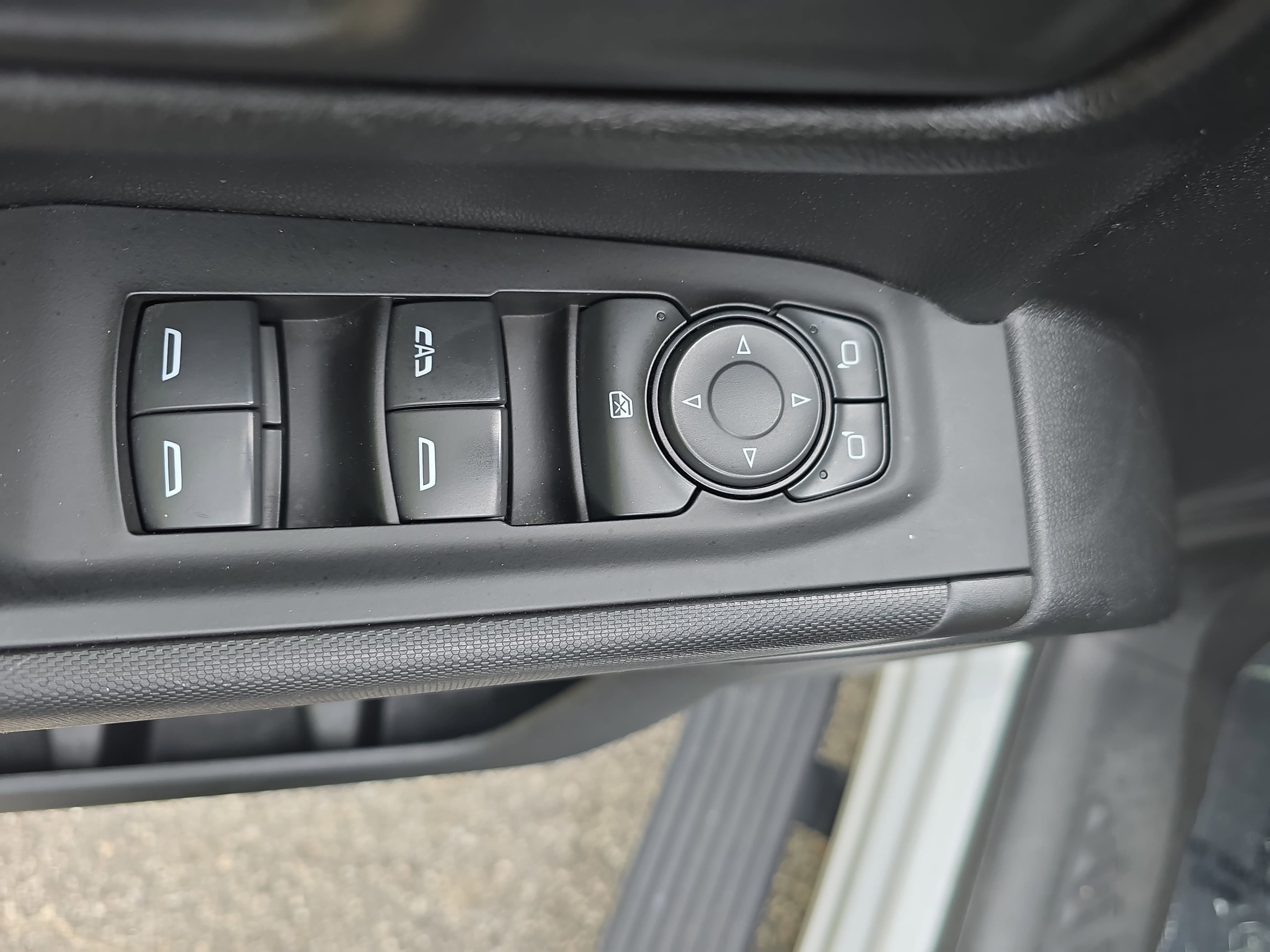 Used 2022 Chevrolet Silverado 1500 Custom image 27