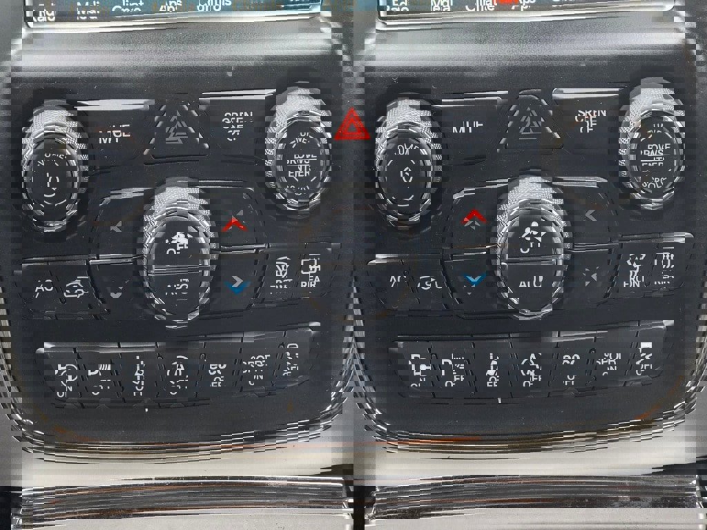 Used 2018 Jeep Grand Cherokee High Altitude image 15