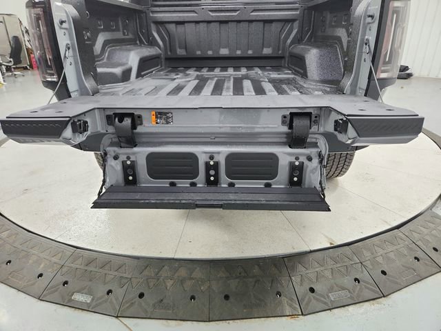 New 2026 GMC Hummer EV 4x4 Crew Cab image 45