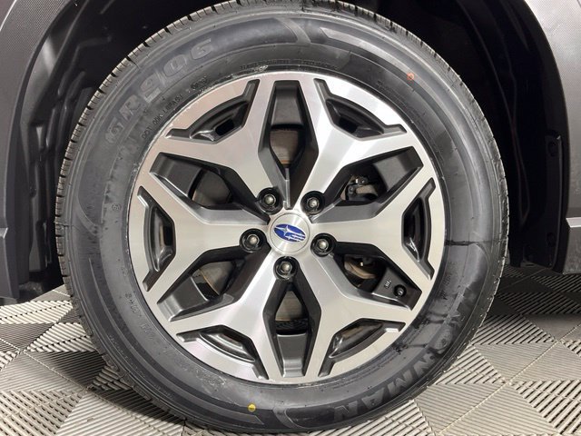Used 2020 Subaru Forester Premium AWD/4WD image 10
