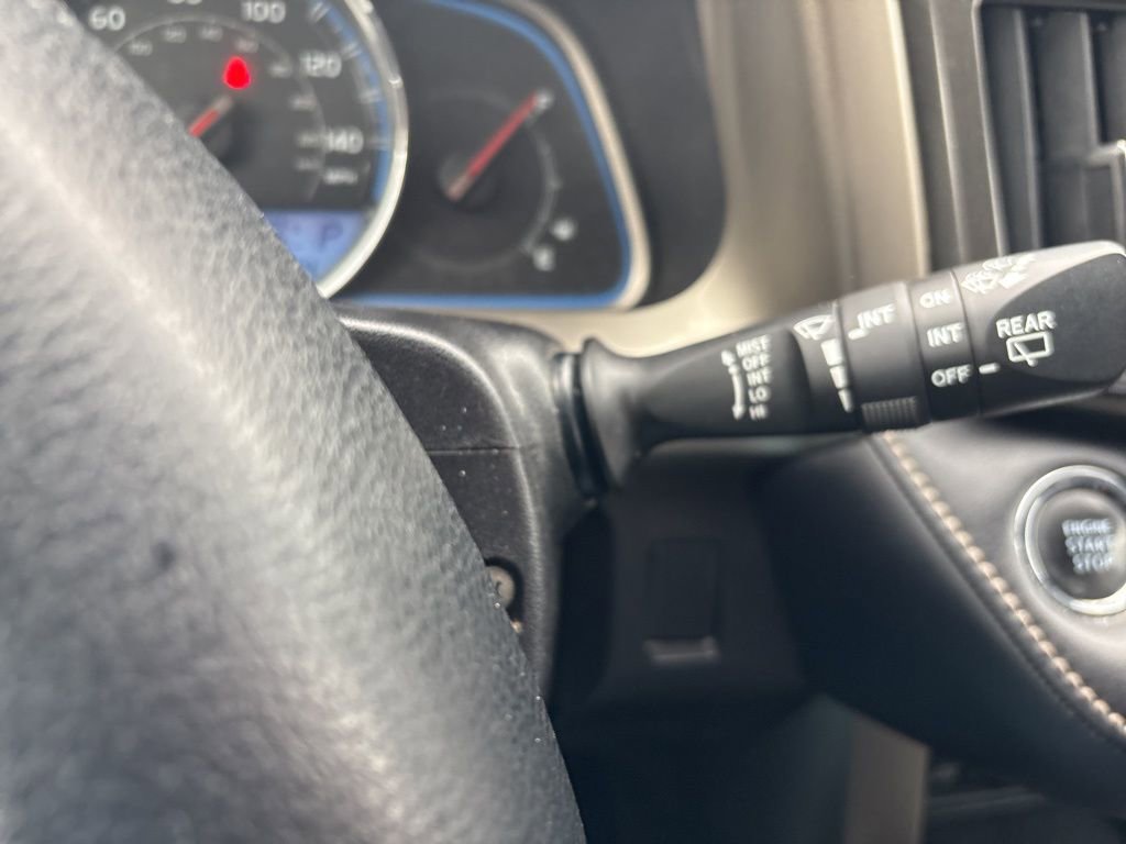 Used 2013 Toyota RAV4 Limited image 54