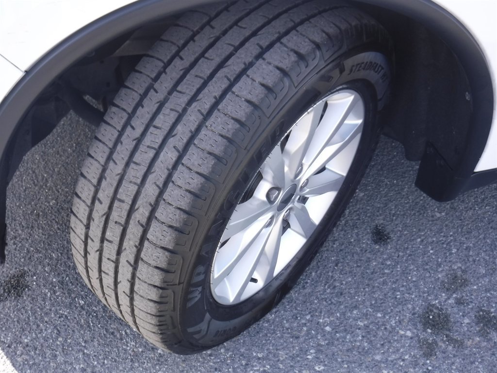 Used 2020 Dodge Durango AWD image 19