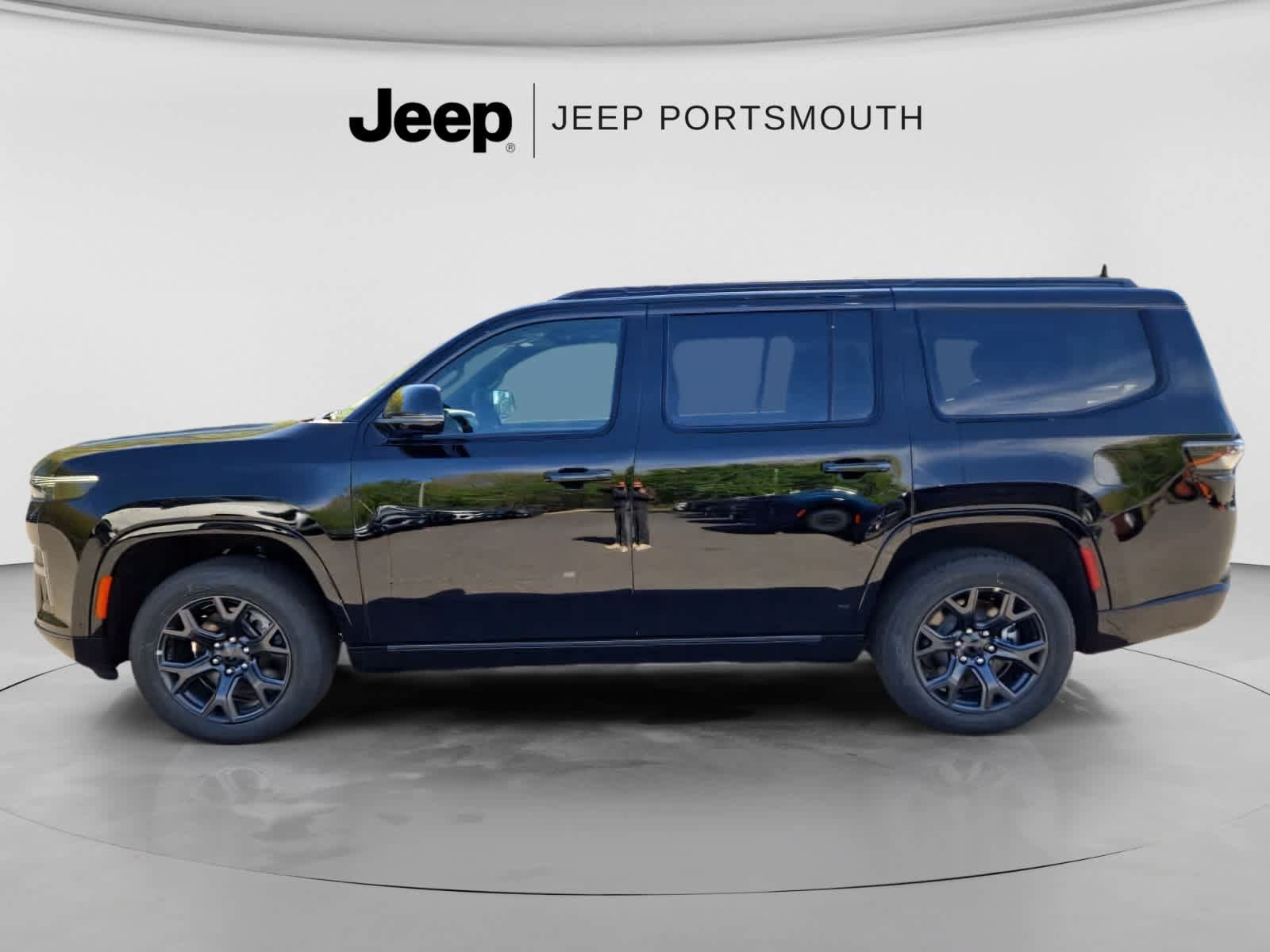 New 2026 Jeep Grand Wagoneer Limited w/ Premium Group II AWD/4WD image 7