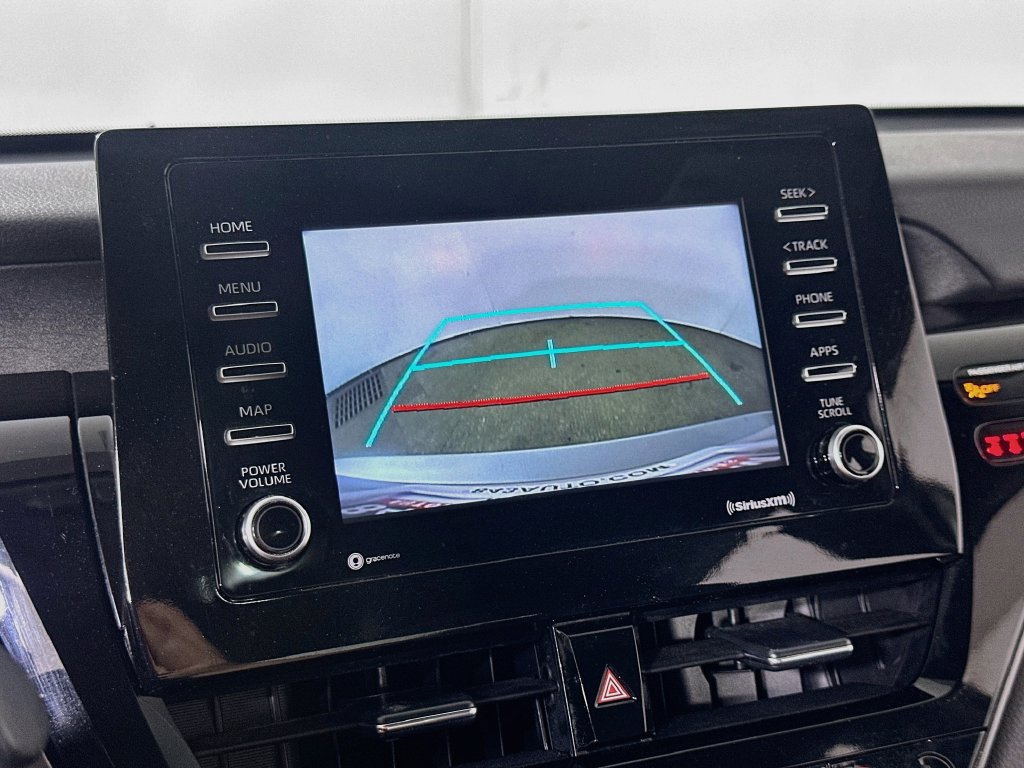 Used 2023 Toyota Camry SE FWD image 11