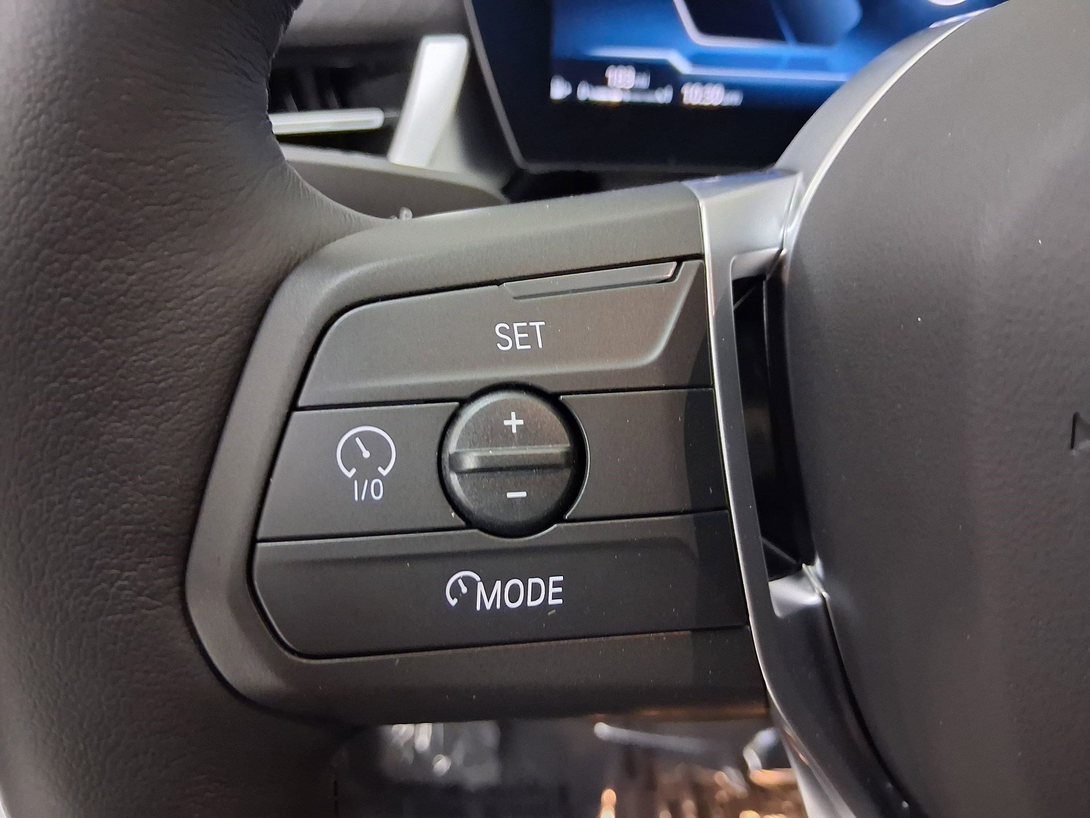 New 2026 BMW X2 xDrive28i w/ Convenience Package image 17