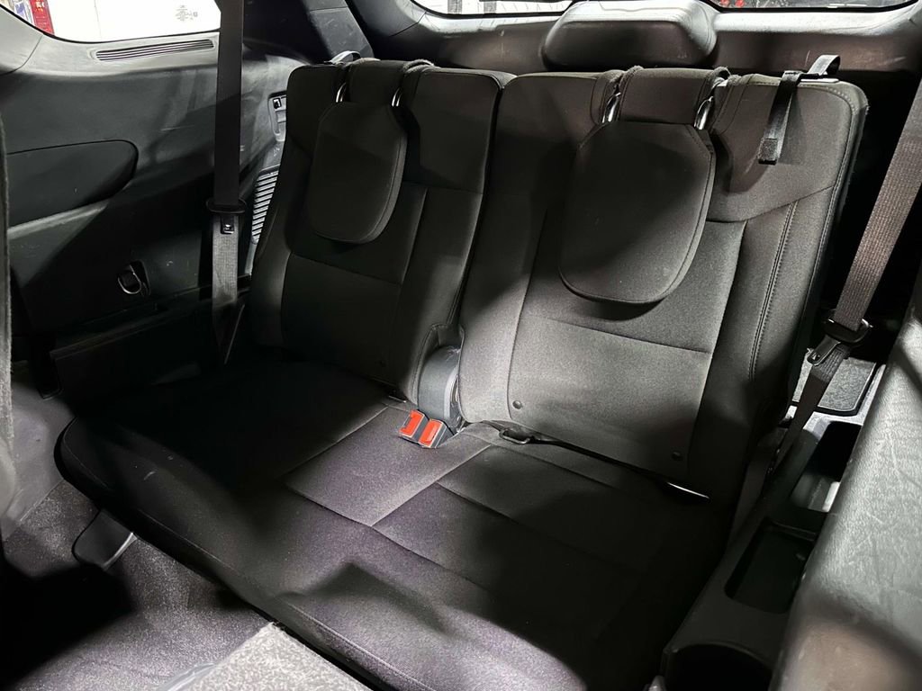Used 2020 Ford Explorer XLT w/ Comfort Package AWD/4WD image 17