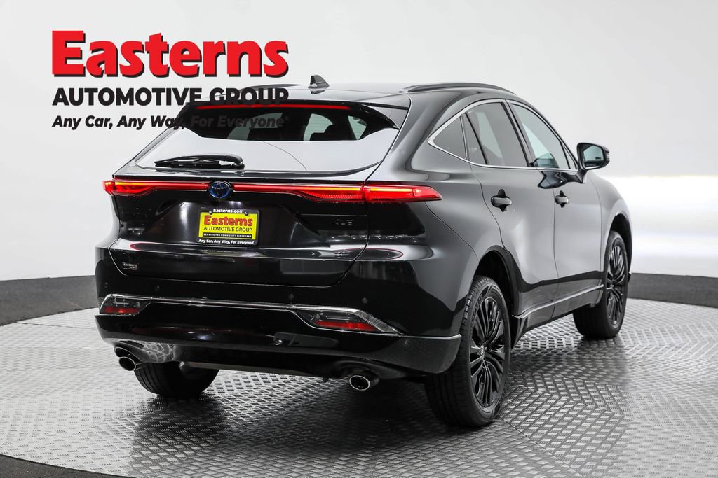 Used 2023 Toyota Venza Nightshade AWD/4WD image 5