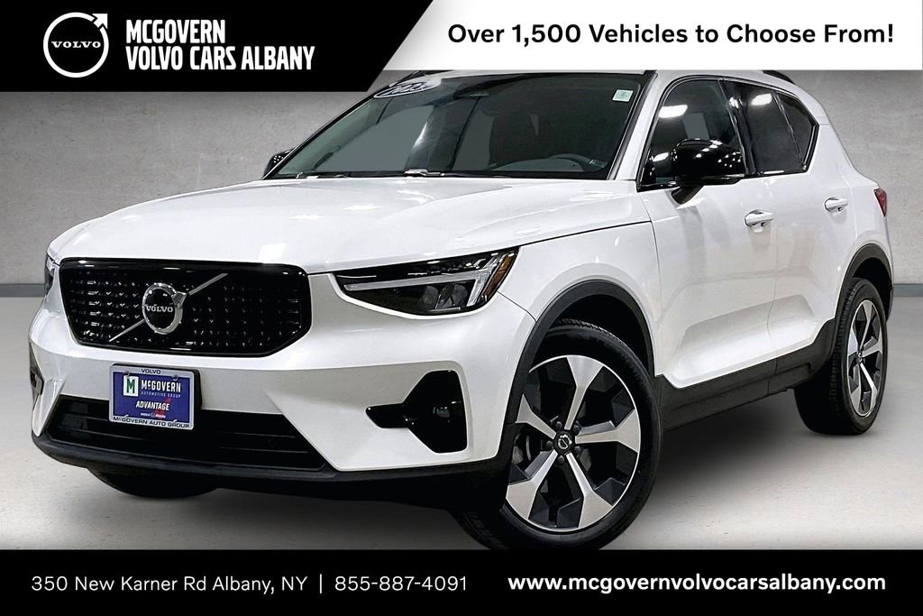 Certified 2023 Volvo XC40 B5 Plus w/ Protection Package Premier AWD/4WD image 1