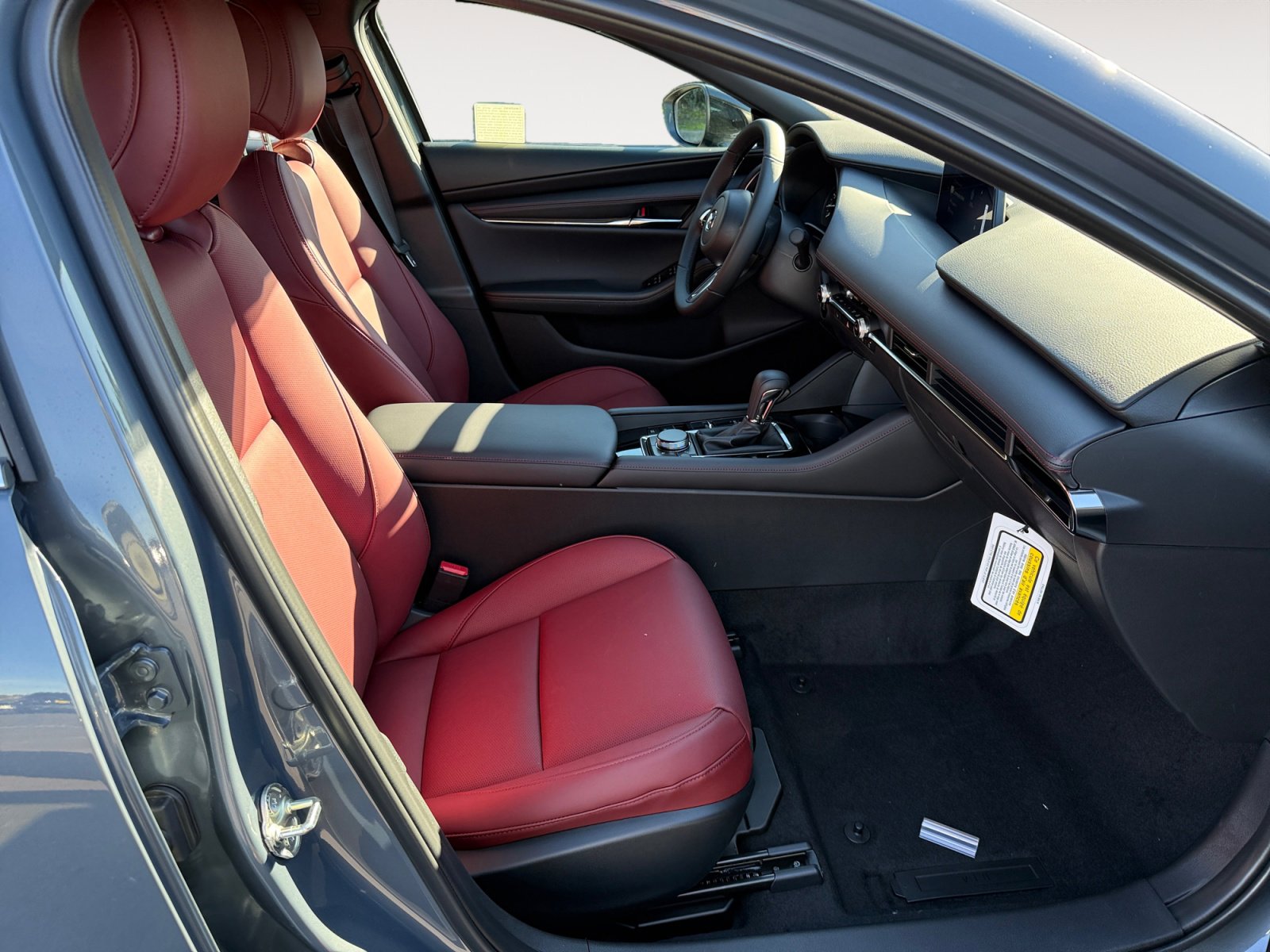 New 2026 MAZDA MAZDA3 Carbon image 19