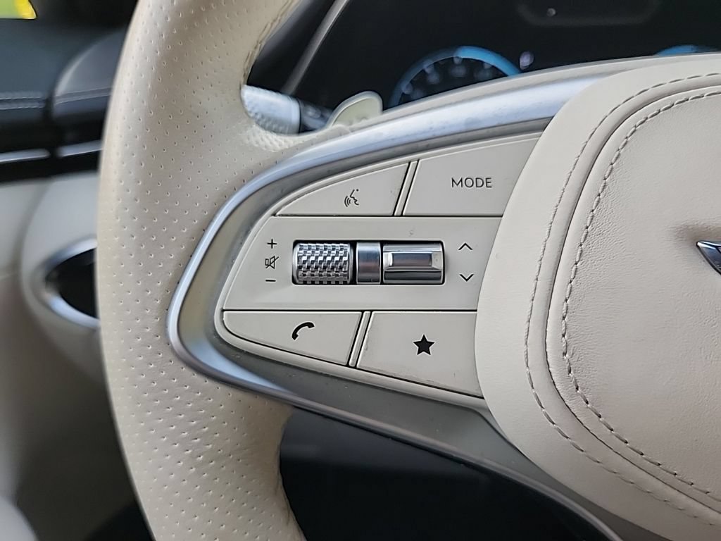 Used 2024 Genesis Electrified GV70 w/ Prestige Package AWD/4WD image 9