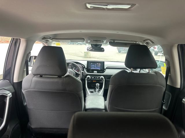 Used 2021 Toyota RAV4 LE image 14