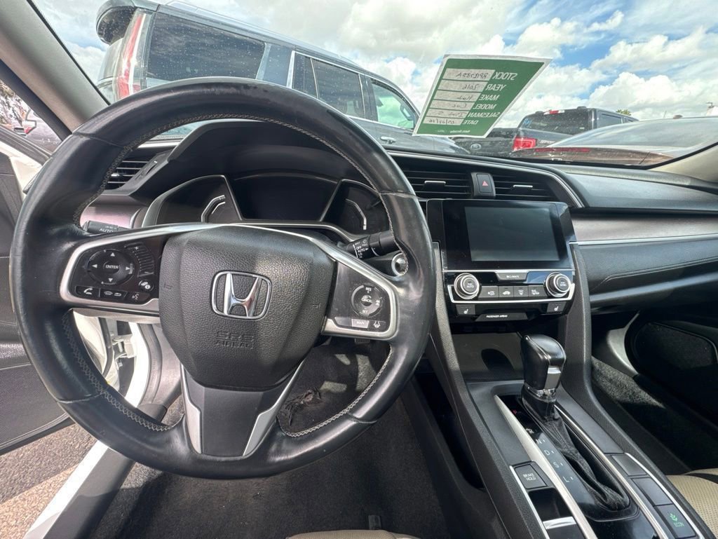 Used 2016 Honda Civic Touring image 5