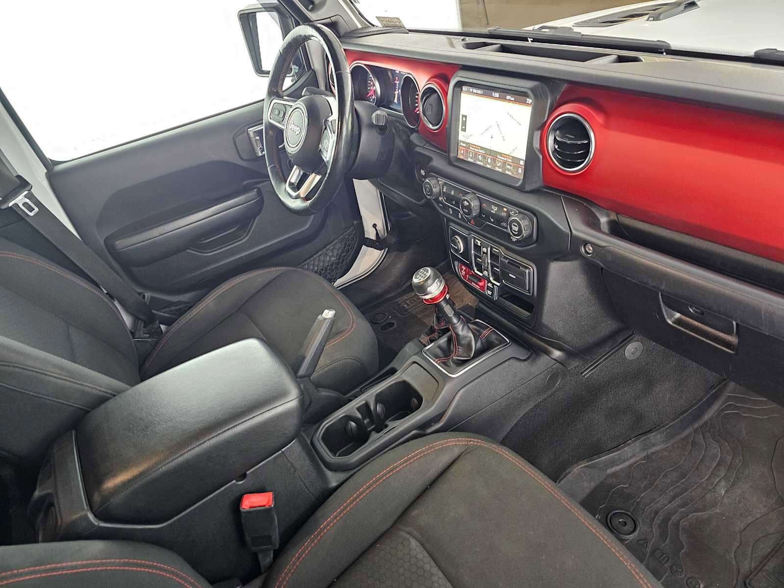 Used 2020 Jeep Gladiator Rubicon image 11