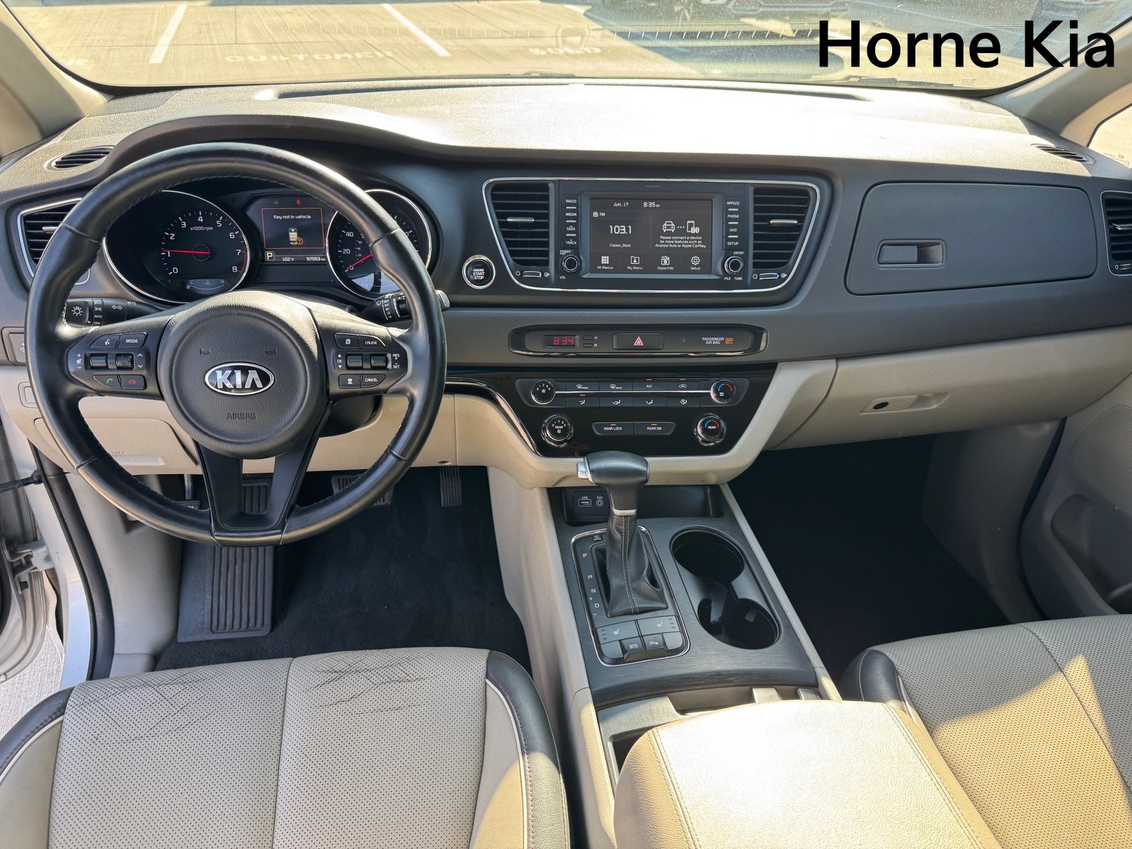 Used 2018 Kia Sedona LX w/ LX Essentials Premium Package FWD image 15