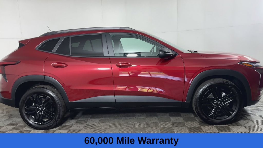 Certified 2024 Chevrolet Trax ACTIV w/ Sunroof Package FWD image 3