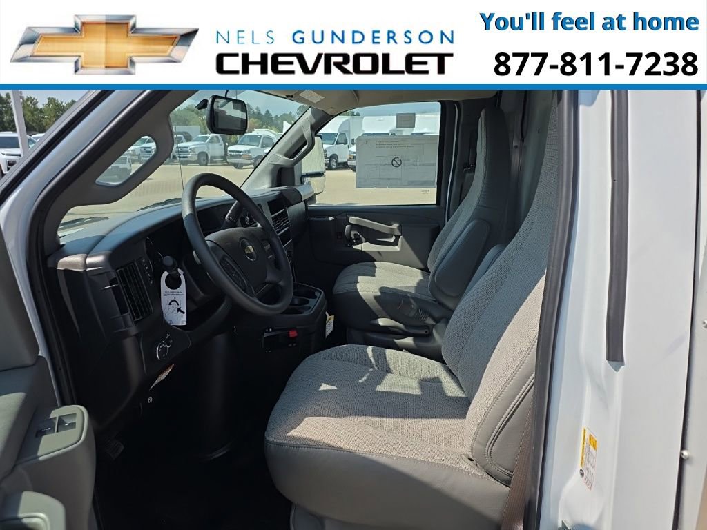 New 2025 Chevrolet Express 3500 w/ Power Convenience Package image 17
