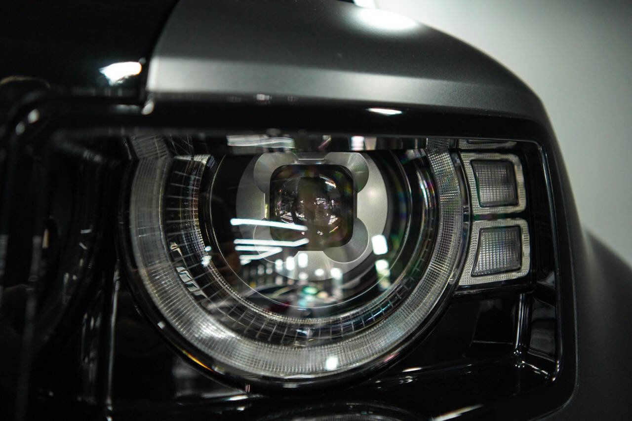 Used 2024 Land Rover Defender 110 Carpathian Edition AWD/4WD image 42