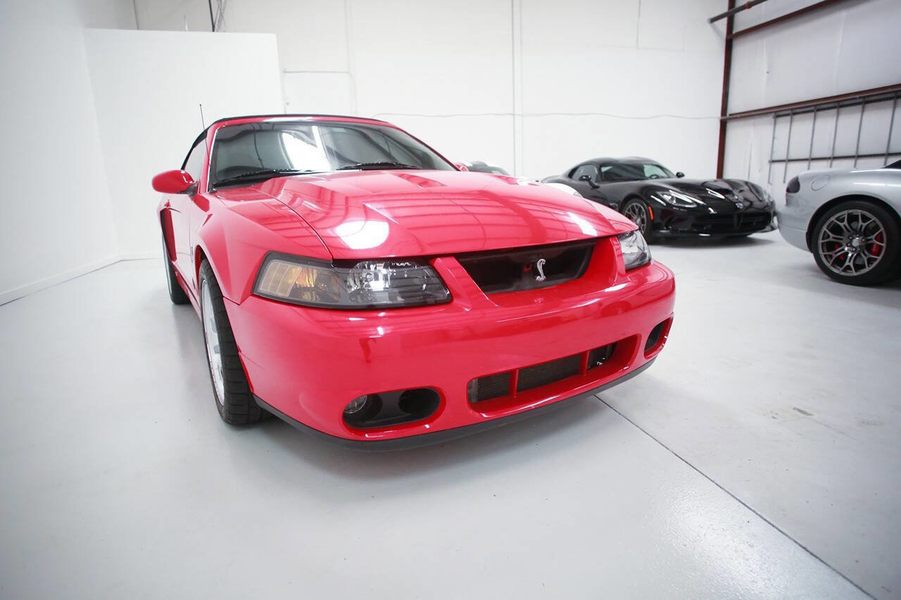 Used 2004 Ford Mustang Cobra RWD image 10