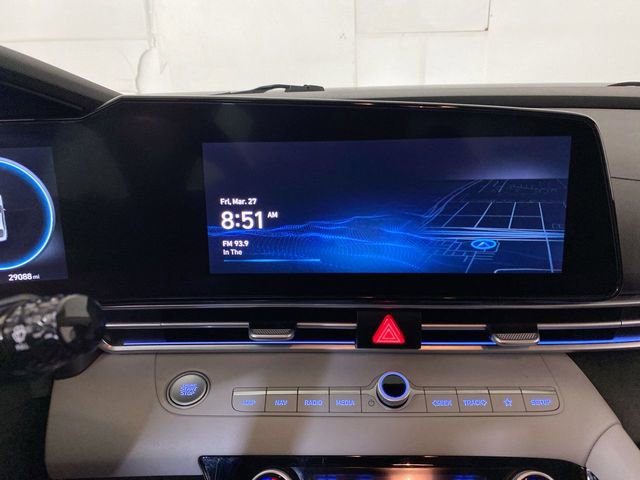 Used 2023 Hyundai Elantra Limited w/ Preferred Accessory Package image 40