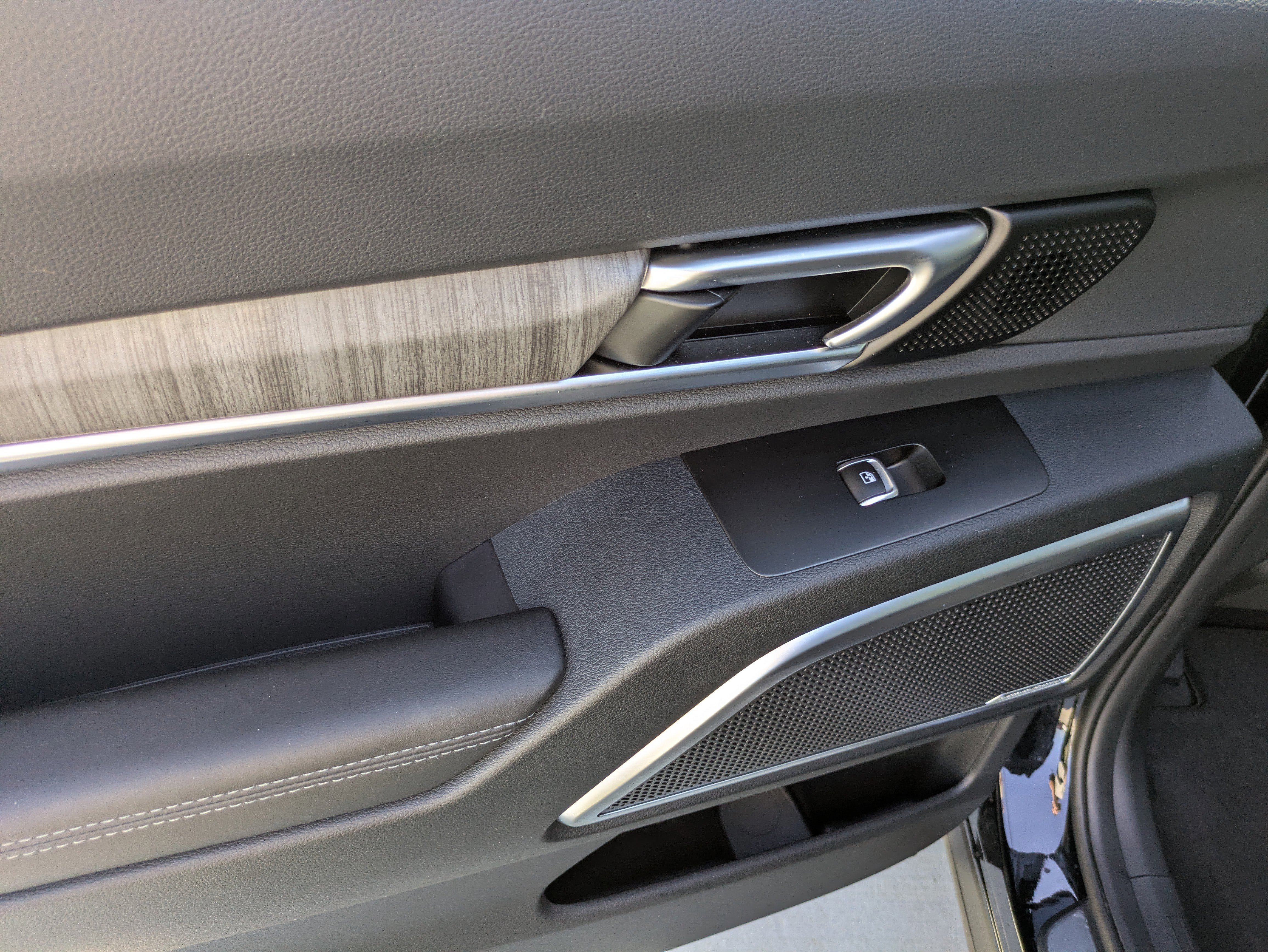 Used 2025 Kia Telluride SX image 15