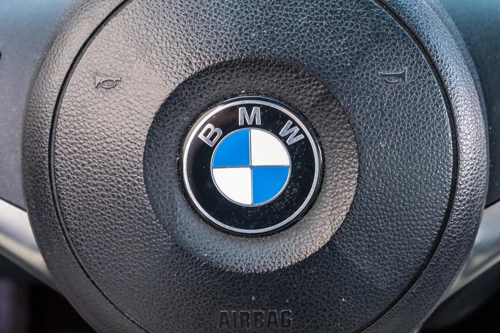 Used 2005 BMW 645Ci Coupe RWD image 26