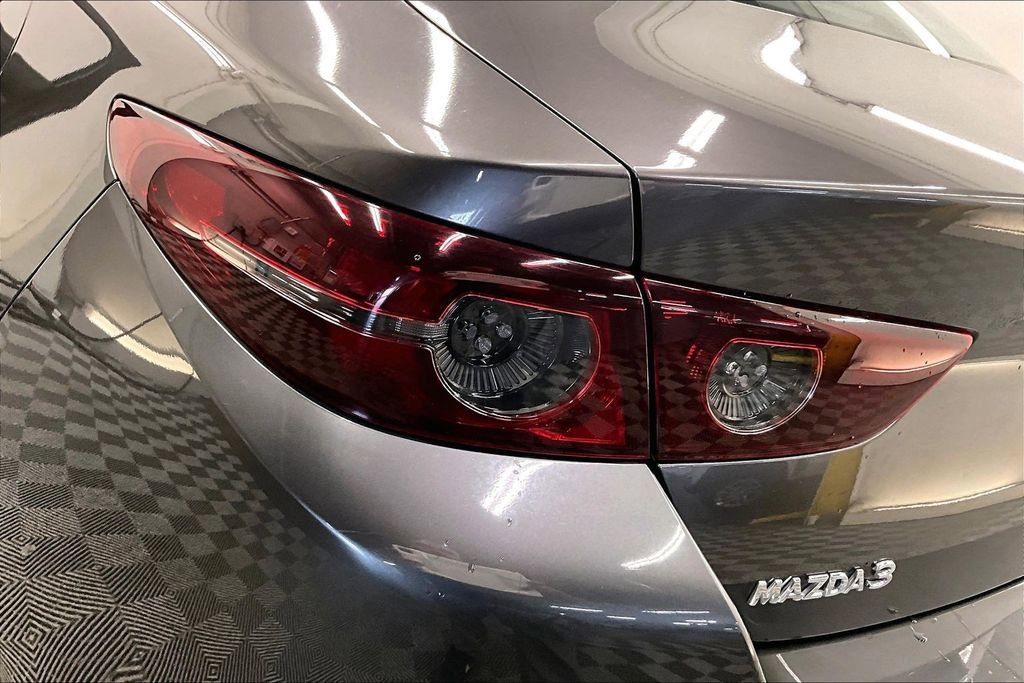 Used 2021 MAZDA MAZDA3 s FWD image 27