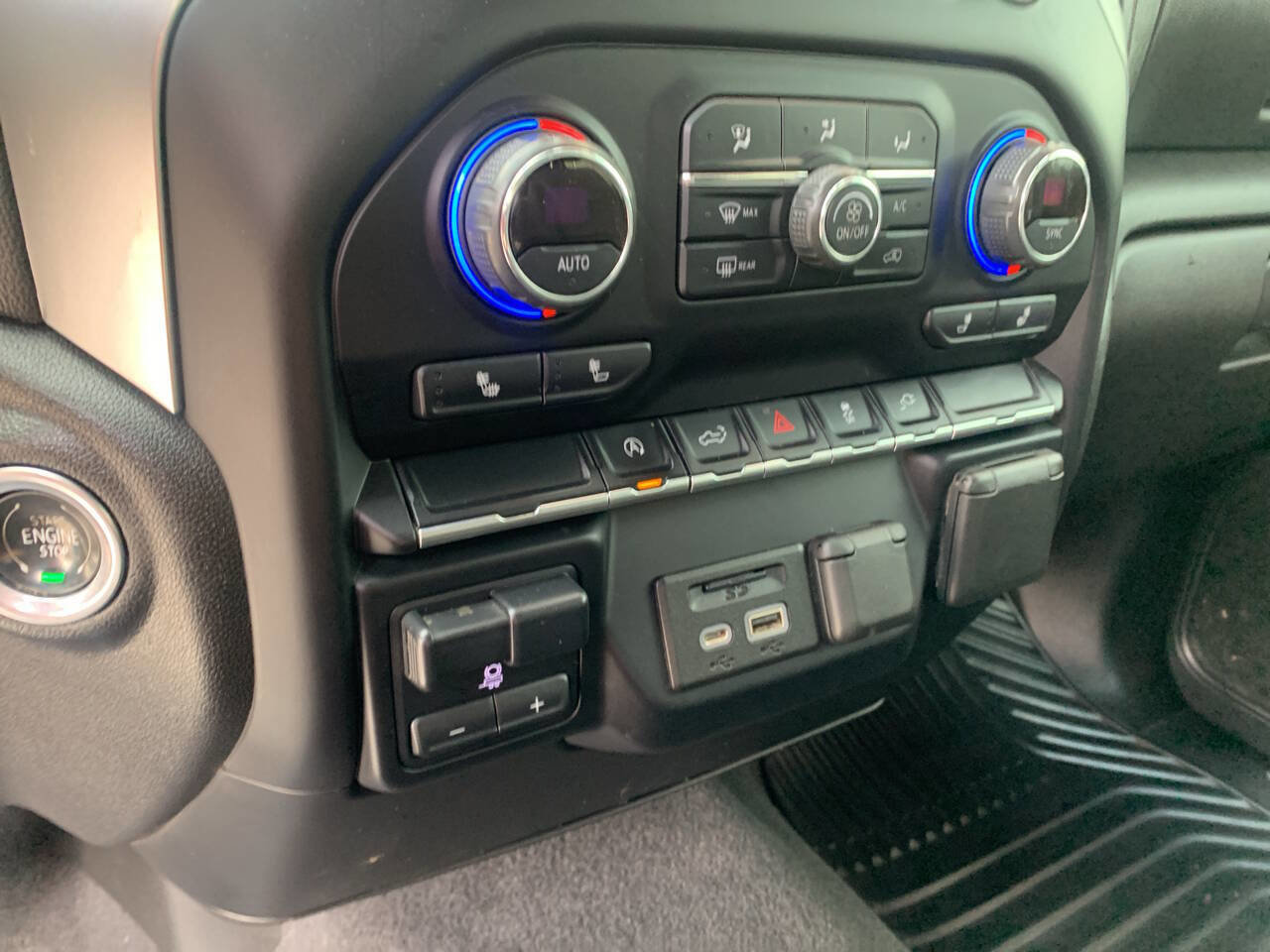 Used 2020 Chevrolet Silverado 1500 LTZ image 14