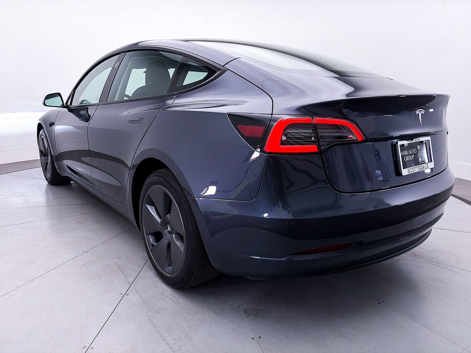 Used 2023 Tesla Model 3 Standard Range RWD image 15