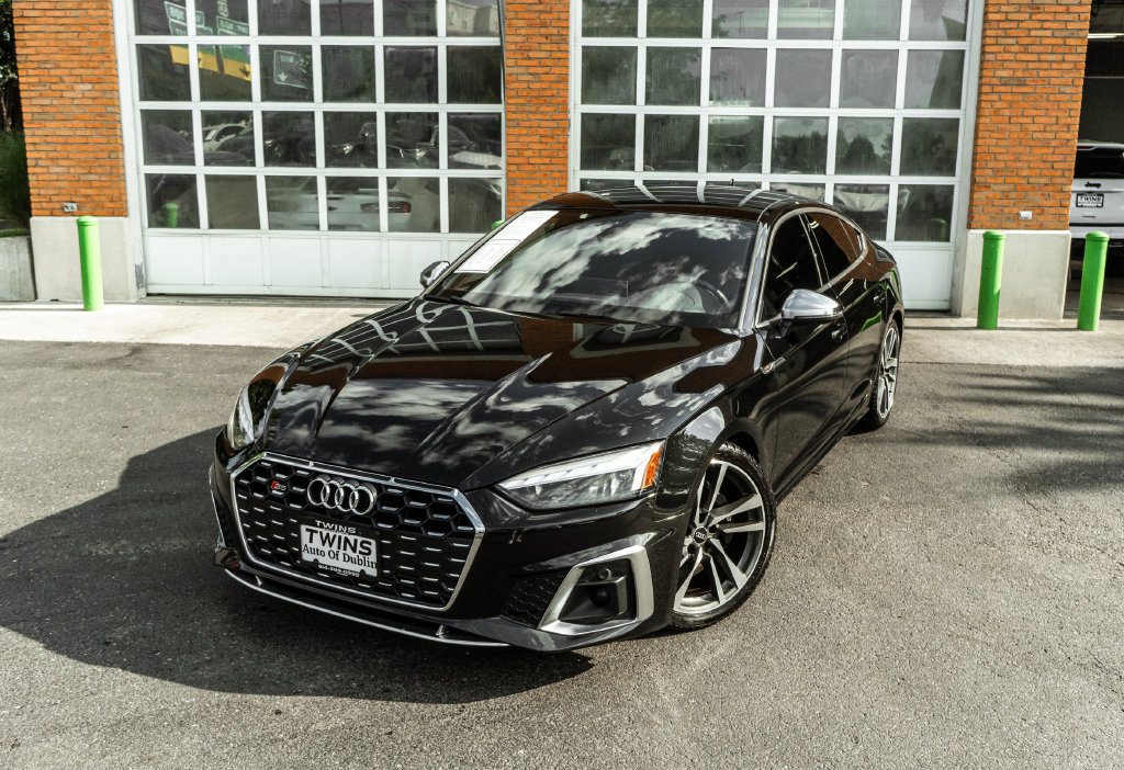 Used 2022 Audi S5 Premium Plus w/ Premium Plus Package AWD/4WD image 2