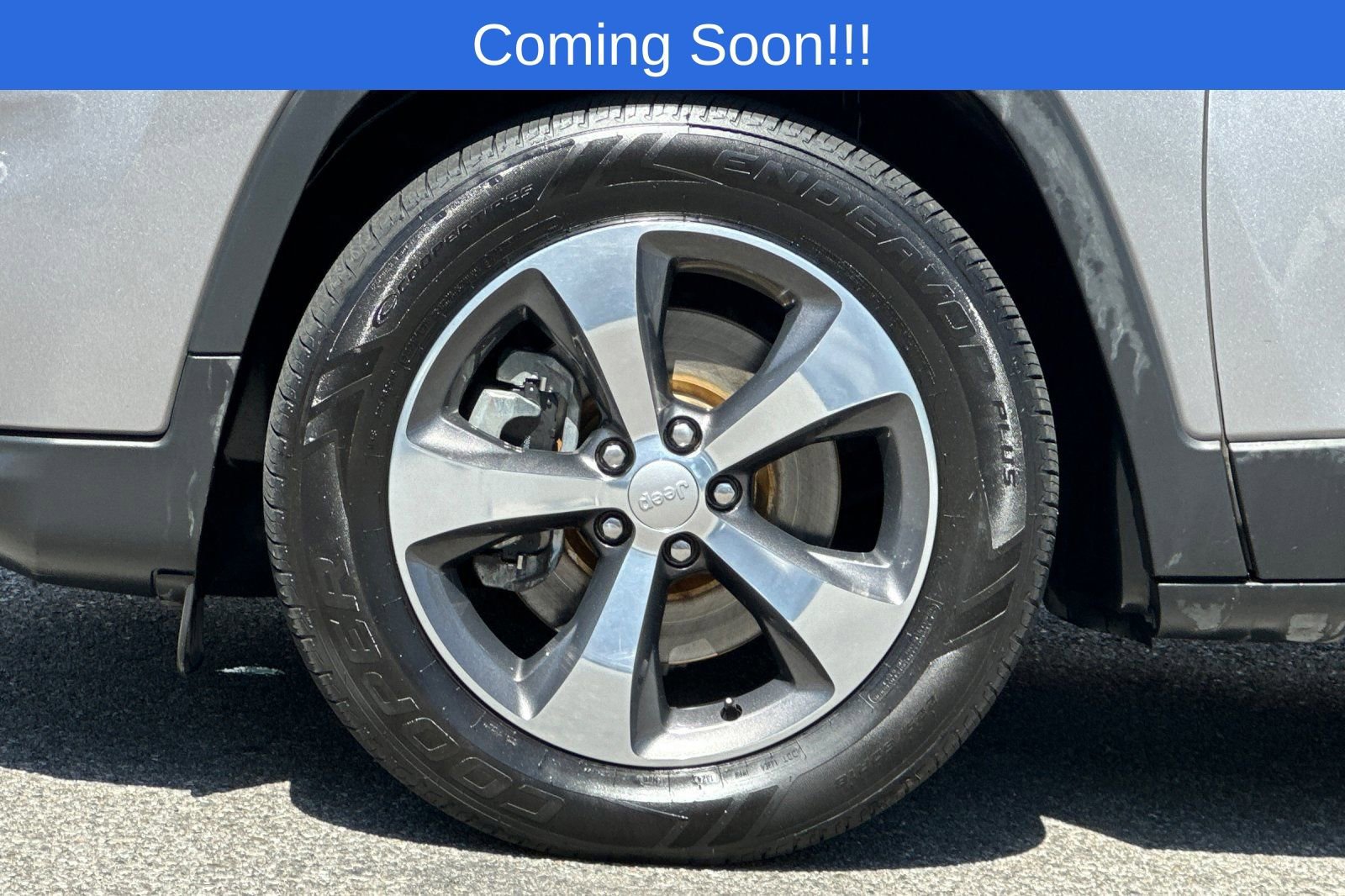 Used 2019 Jeep Cherokee Limited FWD image 26