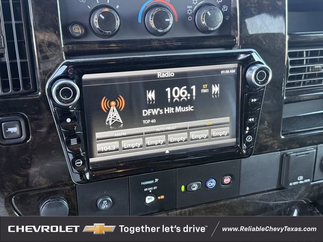 Used 2022 GMC Savana 2500 Extended w/ Enhanced Convenience Package image 23