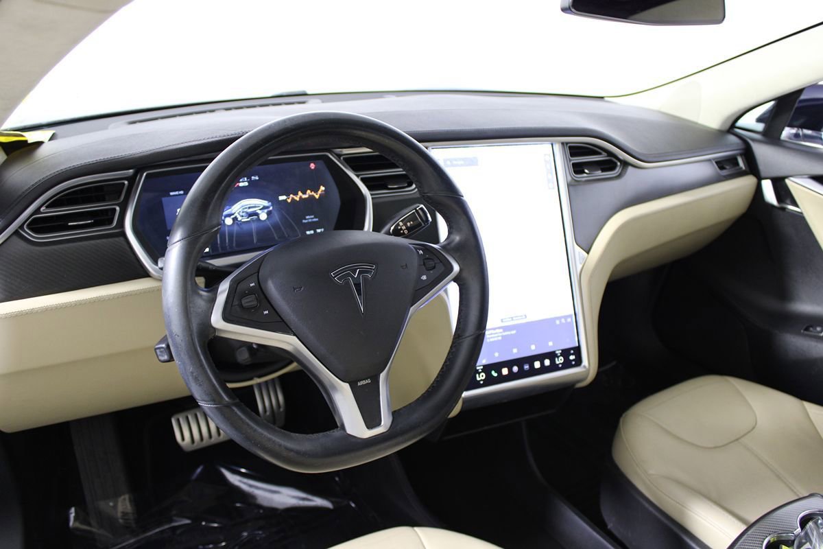 Used 2013 Tesla Model S Performance RWD image 51