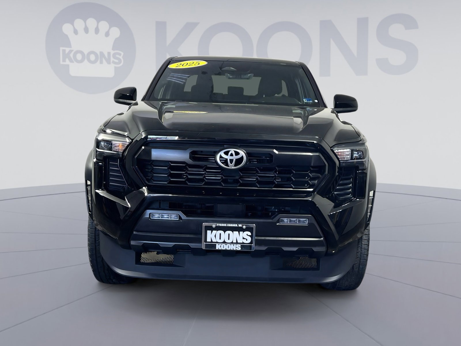 Used 2025 Toyota Tacoma TRD Off-Road AWD/4WD image 4