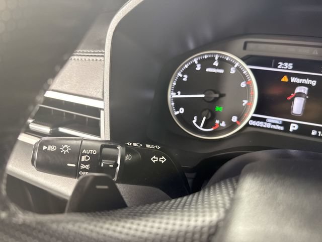 Used 2024 Mitsubishi Outlander SE AWD/4WD image 15